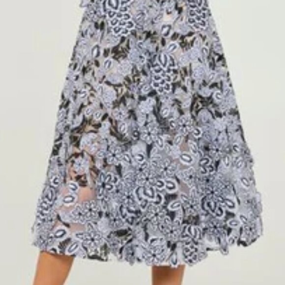 NWT $625 HELSI Mia Plunge Embroidered Midi Dress - MEDIUM - Picture 3 of 7